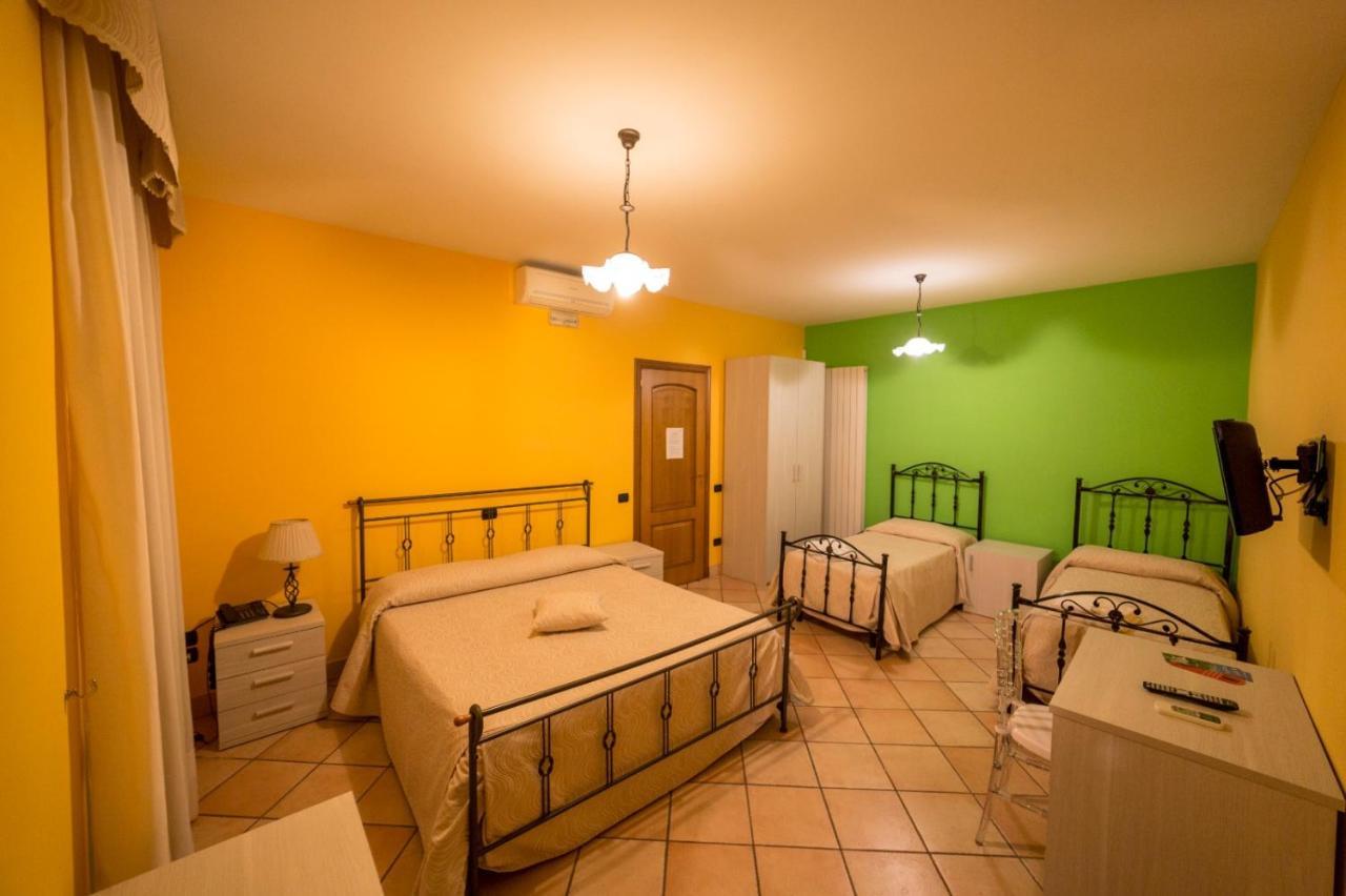 Villa Al Rifugio Cava De' Tirreni Luaran gambar